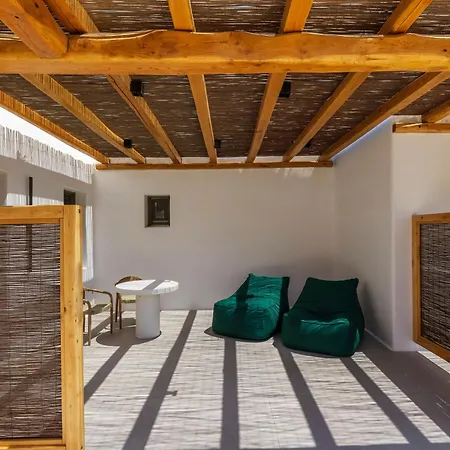 Mykonian Shades Hotel apartamentowy 4*