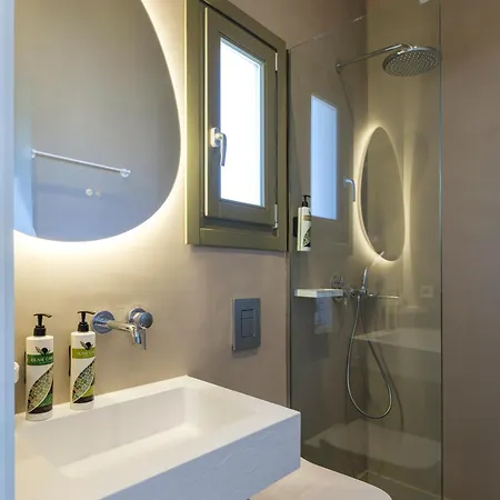 Mykonian Shades Ano Mera