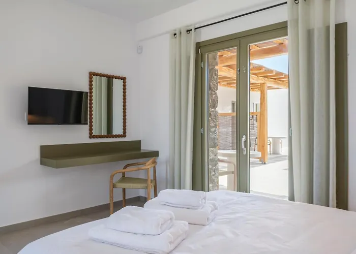 Mykonian Shades Hotel apartamentowy Ano Mera