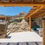 Lägenhetshotell Mykonian Shades 4*