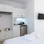 Mykonian Shades Lägenhetshotell Ano Mera