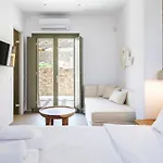 Mykonian Shades 4*