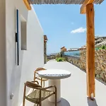 Mykonian Shades Lägenhetshotell 4*