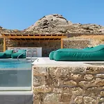 Mykonian Shades 아파트호텔 4*
