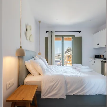 Mykonian Shades Aparthotel