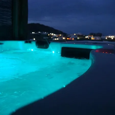 Mykonian Shades Lägenhetshotell 4*